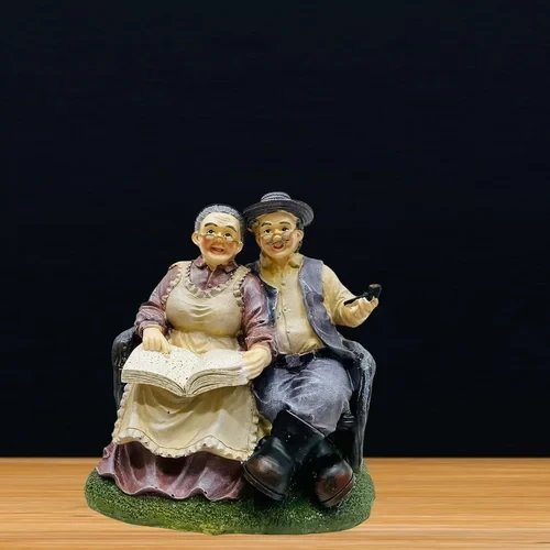 Polyresin Old Couple Show Piece,Home Decor, Gift item,Resin statue